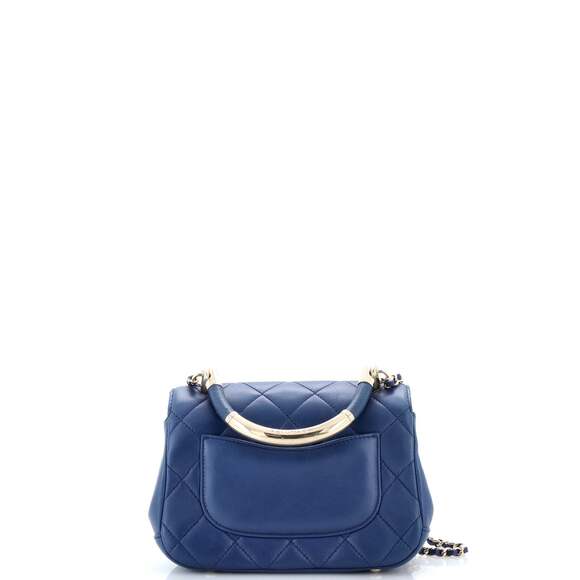 Chanel Carry Chic Flap Bag Quilted #233820C38B - Picture 3 of 7